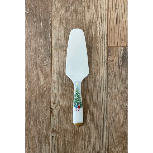 Mikasa Merry Christmas Cake Server CAF02/711 Bone China Retired - Picture 1 of 3